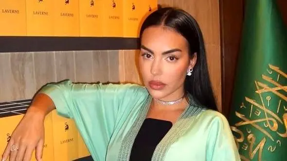 فیلم/ جورجینا چشم بدخواهانش را کور کرد: کیف هایی که یک روز میفروختم رو الان دارم میخرم