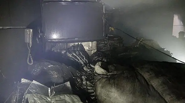 عملیات 125 برای نجات 2 کودک و 2 زن در آتش سوزی تهران+ عکس