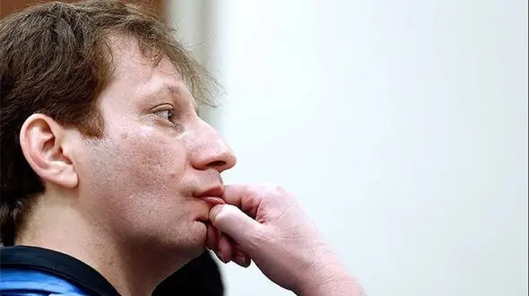 حکم اعدام بابک زنجانی نقض و تبدیل به ۲۰ سال حبس شد