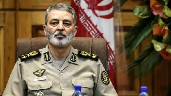 تسلیت فرمانده ارتش به خاطر شهادت خلبان فتاحی در سانحه هوایی