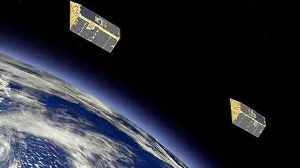 دوقلوها به فضا پرتاب شدند