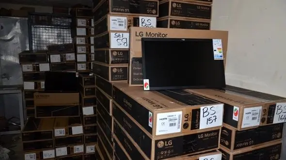 کشف ال سی دی های قاچاق در خمینی شهر