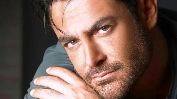 محمد رضا گلزار: من مریضی شاگرد اول شدن داشتم، خانواده میخواستن پزشک بشم، دوران دبیرستان تمام فکرم این بود که اسمم صدر همه اسامی شاگرد درسخوان‌ها باشد