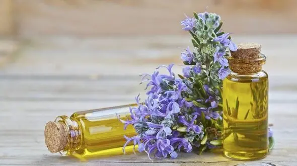 ماسک موی آب پیاز و رزماری را امتحان کن