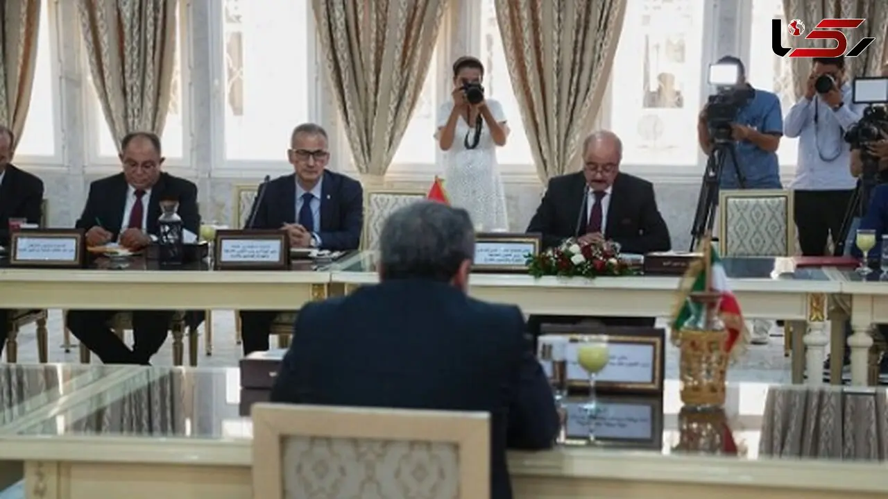 دیدار وزیر امور خارجه با وزیر امور خارجه تونس
