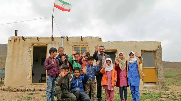 24 کیلومتر تا روستا برای 10 دانش‌آموز! + تصاویر