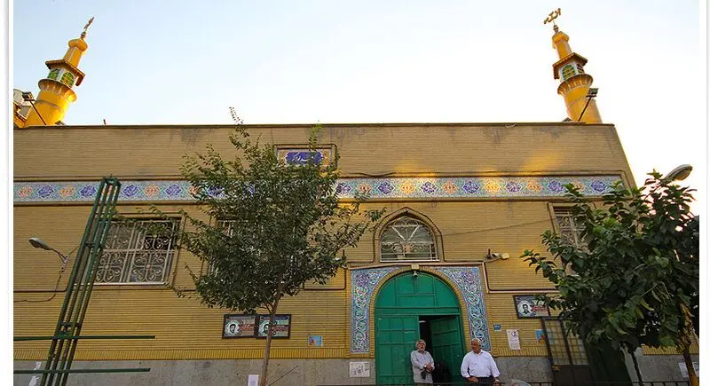 آتش زدن مسجد
