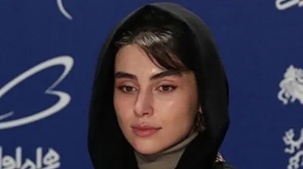 لاله مرزبان: ﻣﺎﺩﺭ ﻣﻦ ﺑﺪﺗﺮﯾﻦ ﻣﺎﺩﺭ ﺩﻧﯿﺎﺳﺖ، ﻫﯿﭻ ﻭﻗﺖ ﮐﺎﺭﻫﺎﯾﯽ ﺭﺍ ﮐﻪ ﻣﺎﺩﺭﺍﻥ ﻓﺪﺍﮐﺎﺭ ﻭ ﻣﻬﺮﺑﺎﻥ ﺍﻧﺠﺎﻡ ﻣﯿﺪﻫﻨﺪ , ﺍﻧﺠﺎﻡ ﻧﺪﺍﺩﻩ ﺍﺳﺖ