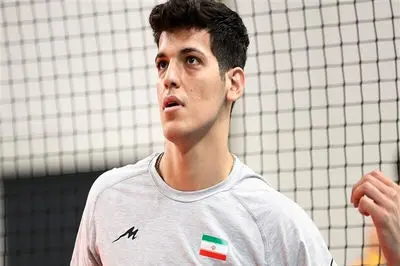 فیلم جگرسوز از تشییع پیکر صابر کاظمی ستاره جوان والیبال ایران / چه زود رفت / روحش شاد