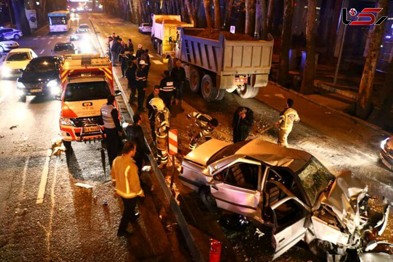 عکس های وحشتناک از تصادف شبانه  در خیابان ولیعصر تهران 
