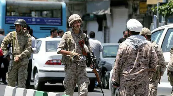 حاشیه های حمله تروریستی به حرم امام(ره)