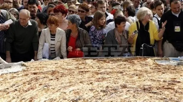 گینس رکورد بزرگترین خوراک گوشت جهان را ثبت کرد+عکس 