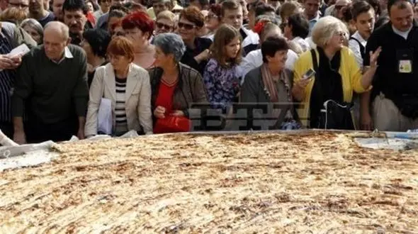 گینس رکورد بزرگترین خوراک گوشت جهان را ثبت کرد+عکس 