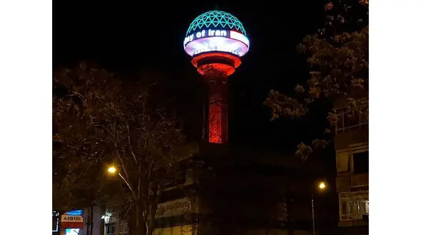 جلوه پرچم ایران در برج «آتاکوله» آنکارا + عکس