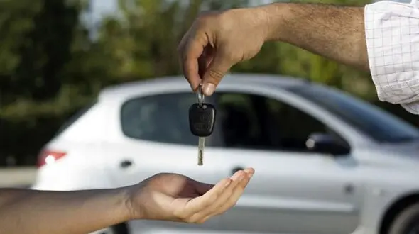 قیمت خودرو در بازار کاهش یافت