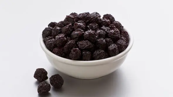 طرز تهیه آلبالو خشکه خانگی + فیلم