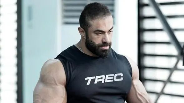 عضلات جهنمی بهروز تابانی در مقابل رقیب خارجی +فیلم/ جدال بهروز تابانی و مایکل کریز‌و