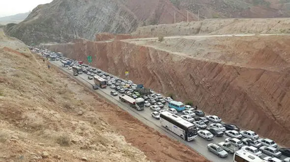 ترافیک سنگین جاده‌های شمالی کشور