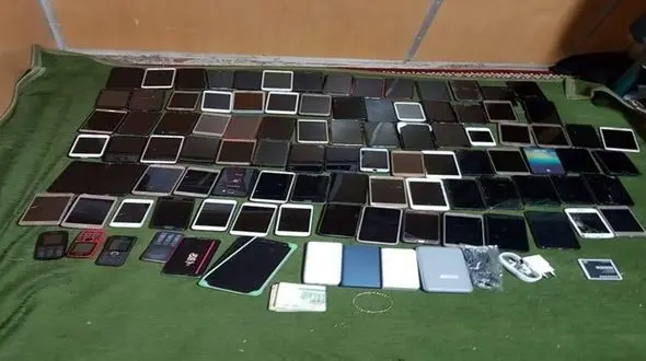 زن پلید با 96 دستگاه موبایل زائران اربعین دستگیر شد