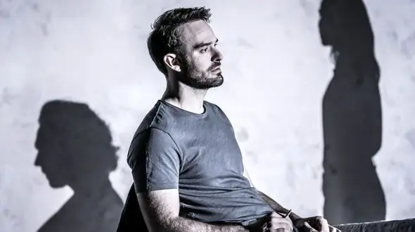 پسر تهرانی خواهرش را برای دوستش طعمه کرد / زهرا نمی دانست دوست برادرش عاشق او شده