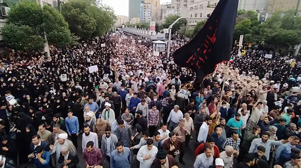 فیلم تشییع باشکوه پیکر شهید حمیدرضا الداغی در مشهد + جزییات