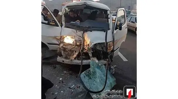 برخورد شدید دو خودرو با یکدیگر حادثه آفرید + عکس