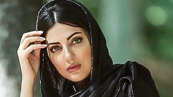 فیلم /  هلیا امامی در یک قدمی شهادت در جنگ رمضان /  اگر آن اتفاق نمی افتاد شهید شده بودم ! / محل بمب 3 خانه با لوکیشن فاصله داشت
