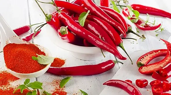 10 خاصیت فلفل قرمز چیلی برای بدن