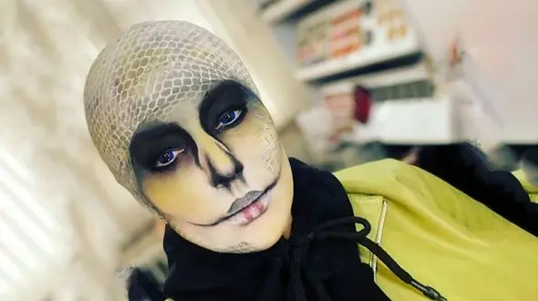  این خانم کدام بازیگر سریال تمام رخ  است ! / عمرا حدس بزنید  + عکس جذابیت زیر این نقاب را ببینید !