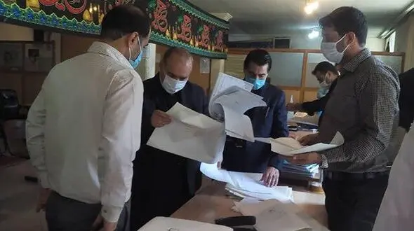 بازدید معاون دادستان نظامی تهران از بازداشتگاه‌های پلیس