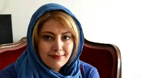 فیلم / لادن طباطبایی: در آمریکا بسیار تنها هستم .../ بازیگری ام صفر شده.../ شکست خوردم و همیشه ....