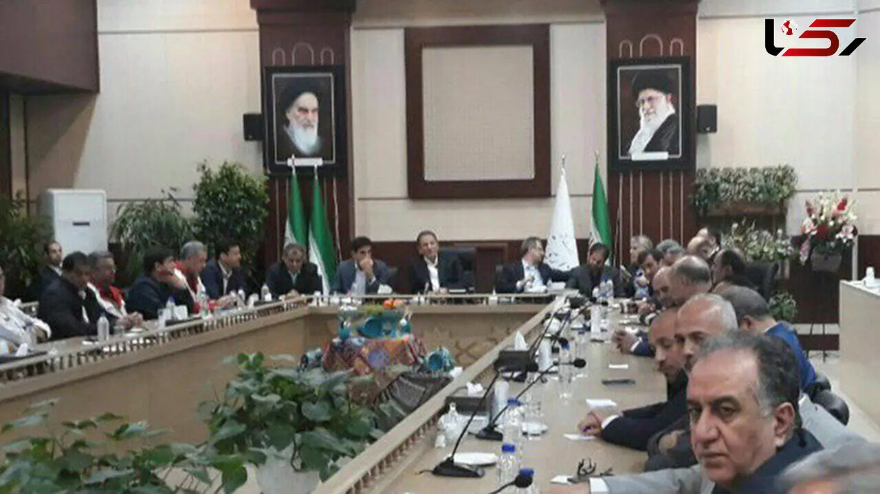  حضور معاون اول رئیس جمهوری در جلسه ستاد مدیریت بحران استان تهران