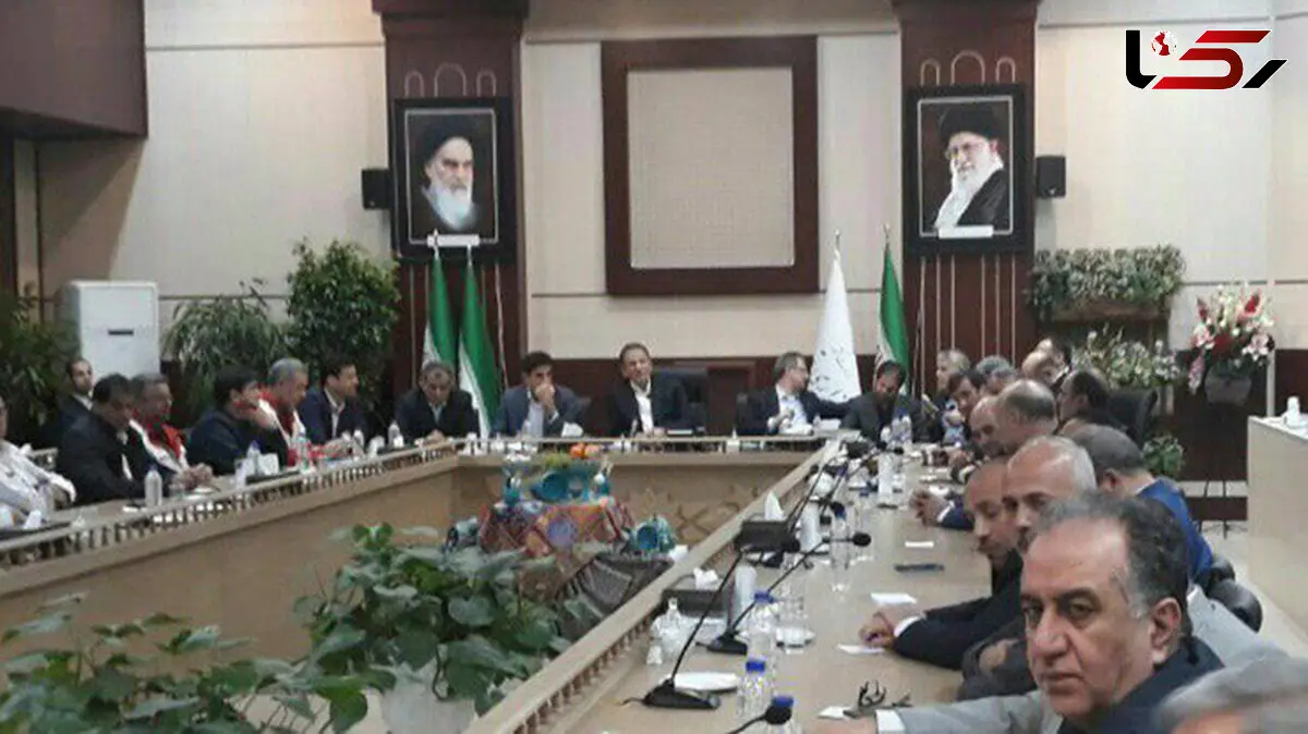  حضور معاون اول رئیس جمهوری در جلسه ستاد مدیریت بحران استان تهران