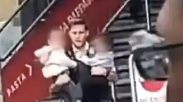 فداکاری پلیس مانع مرگ 2 کودک شد + فیلم 