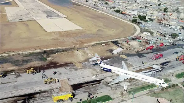 رمزگشایی از‌ یک سانحه هوایی ایران / خلبان 64 ساله فرودگاه اهواز را فراموش کرد ! + عکس