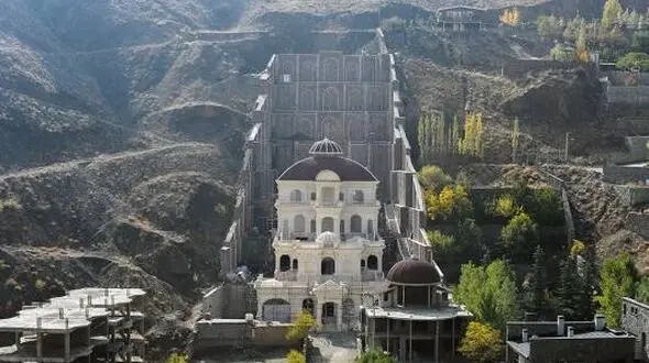 آخرین جزئیات از تخریب ویلای لاکچری داماد یکی از مسئولان + عکس