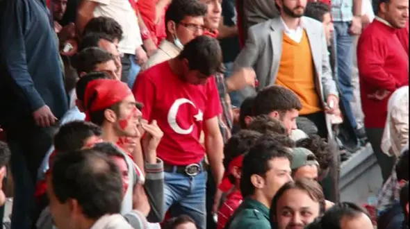  سوء استفاده رسانه‌های ترکیه از حواشی هواداران تراکتور+عکس
