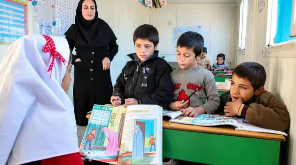 دانش‌آموزان عشایری ایران چرا ترک تحصیل می‌کنند؟ 