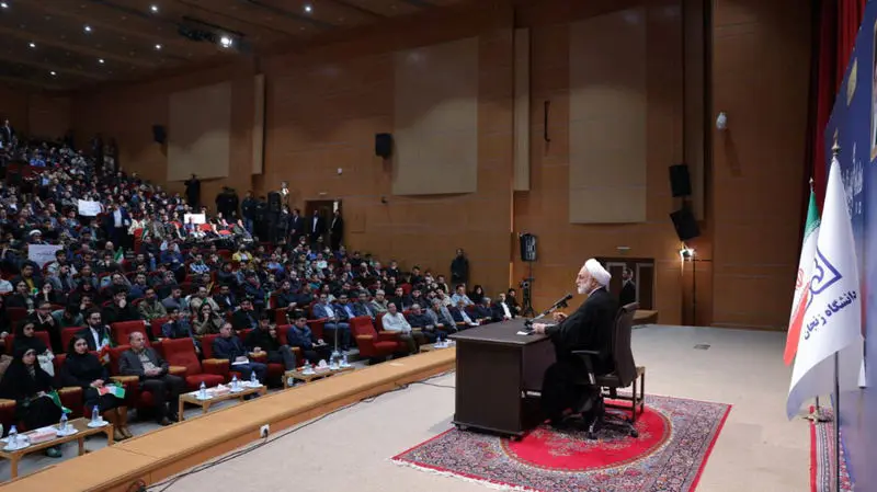 نشست صمیمانه محسنی اژه‌ای با دانشجویان دانشگاه زنجان، همزمان با روز دانشجو 1