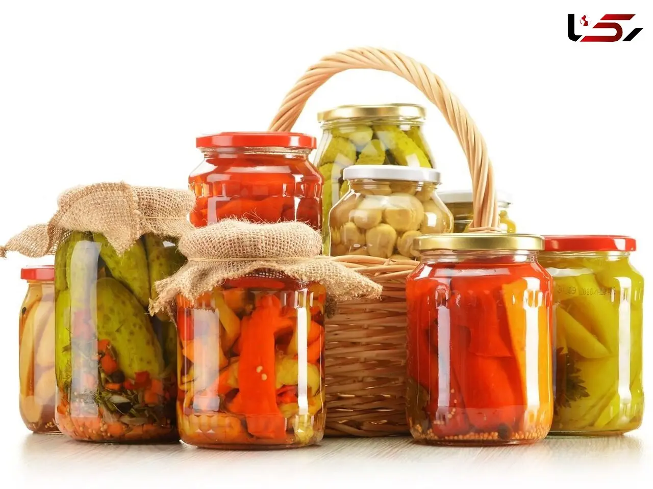 چرا مصرف ترشیجات در شب ممنوع است؟/سکته در کمین این افراد نشسته است!
