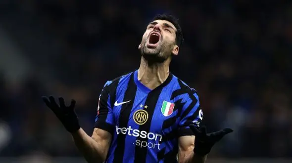 حمله جنجالی دوباره کاسانو به مهدی طارمی: در حد اینتر نیست!