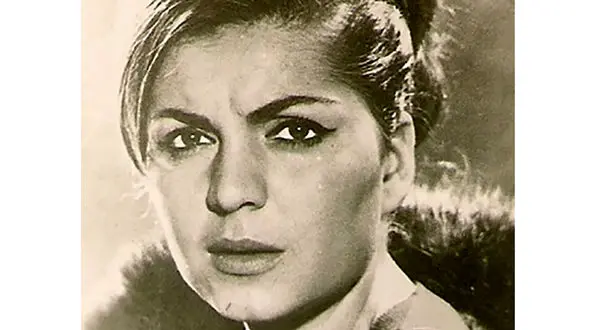 عکس با حجاب و دیده نشده از فروزان در کنار ناصر ملک مطیعی