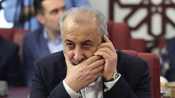 همه چیز در انتظار جلسه دوم: درویش در پرسپولیس ابقا می شود؟
