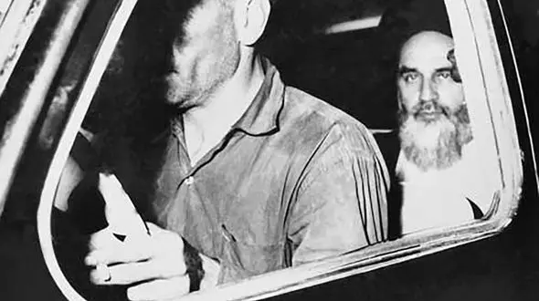 بازخوانی قیام 15 خرداد 1342