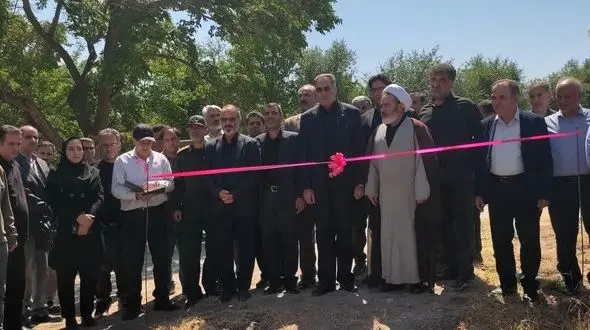 از دانش دانشگاه تا زمین‌های کشاورزی؛ فرآیند نوین آبیاری در مرند با استفاده از کانال‌های بتن‌پارچه‌ای آغاز شد