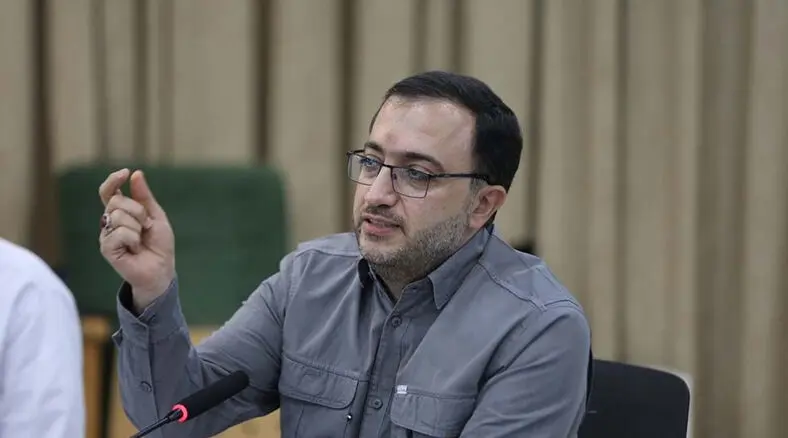 کانون پرورش فکری در میناب سینمای کودک می‌سازد/ تماشاخانه سیار به مناطق جنگی جنوب ارسال شد/ دانش‌آموزان جزایر مورد حمله بورسیه زبان می‌شوند/ فیلم
