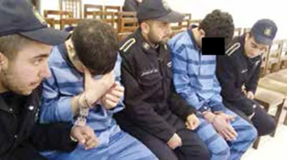 تجاوز به خاله و خواهرزاده در محل کارشان جلوی چشم هم / مجازات 4 متجاوز