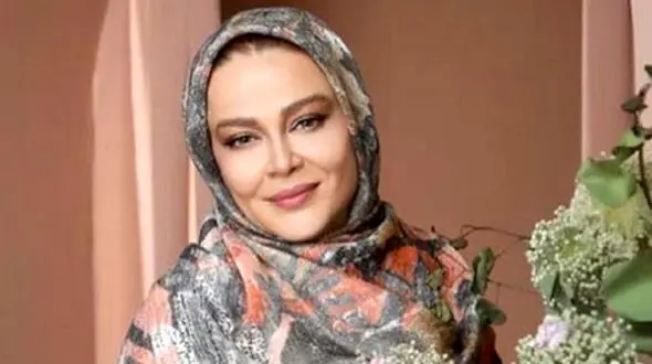 عکس | تصویر دیده نشده از حضور بهاره رهنما در یک سالن زیبایی / عجب تیپی زده!