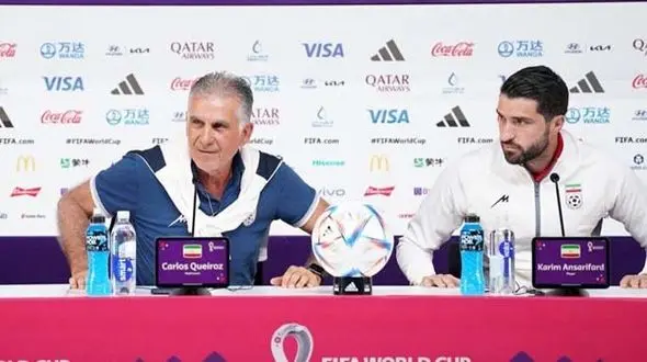 کارلوس و یک کنفرانس حماسی