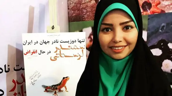 عکس باورنکردنی از جشن کریسمسی خانم مجری چادری صداوسیما !